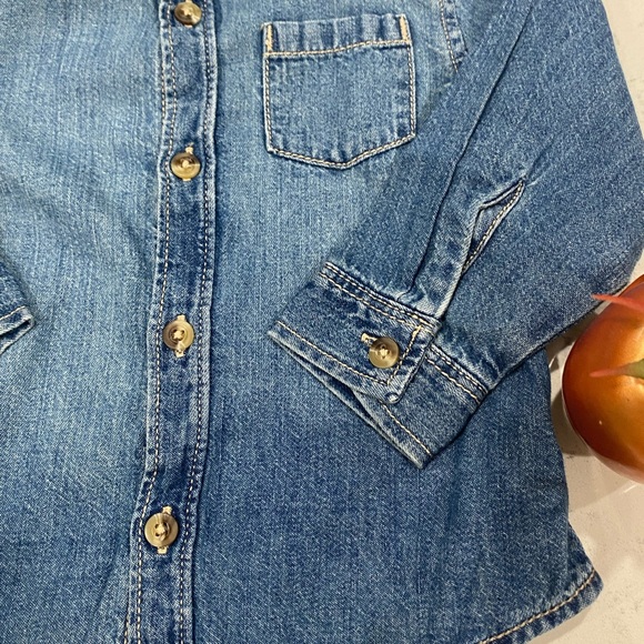 Old Navy Kids 18-24m Denim Button Down - Picture 3 of 7